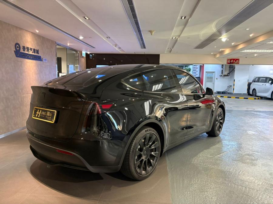 Model Y RWD - Image 2